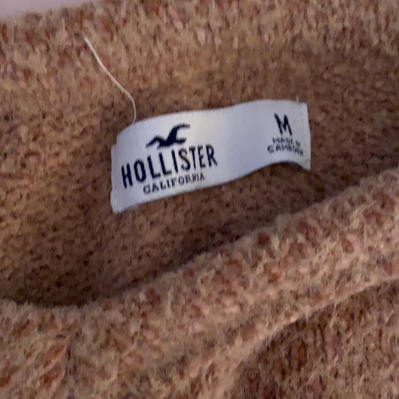 Hollister sweater - Picture 2 of 3
